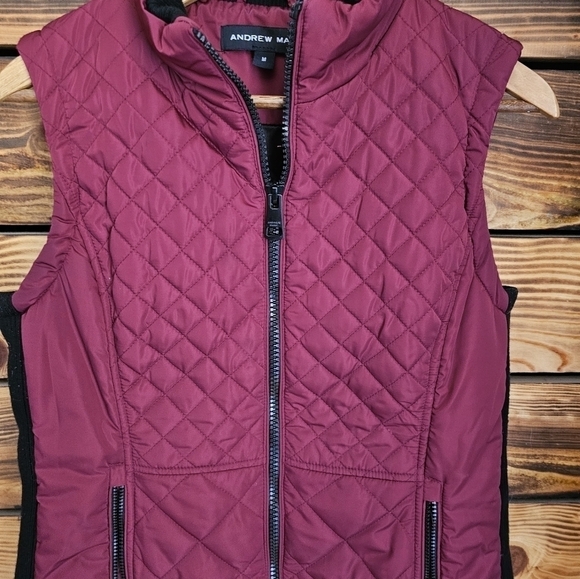 Ladies Andrew Marc vest - Picture 2 of 5